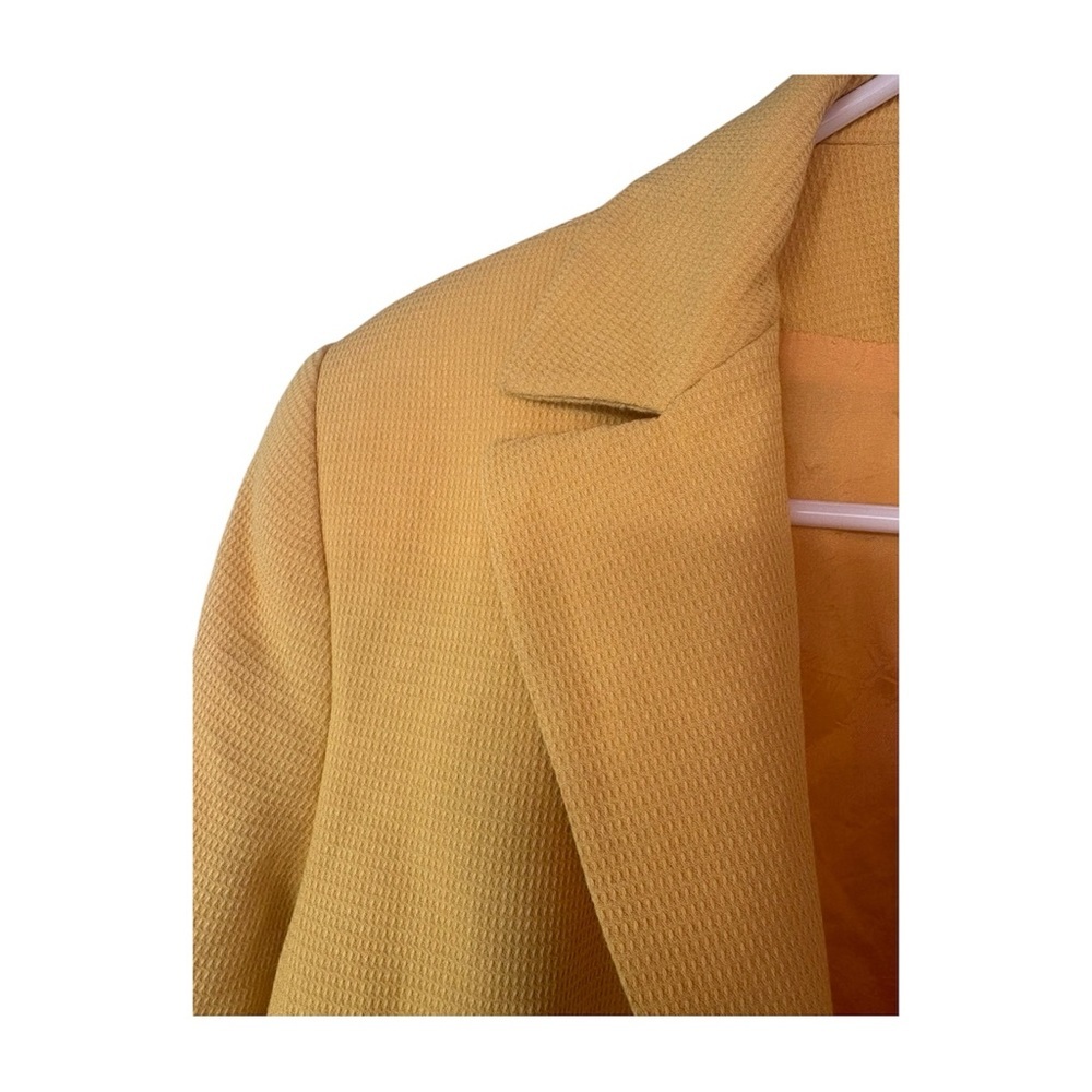 Kasper Women's Yellow Notch Collar Button Blazer - Picture 10 of 10